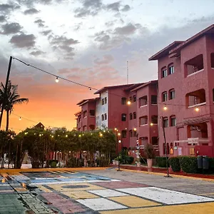 Selina Laguna Zone Hotell